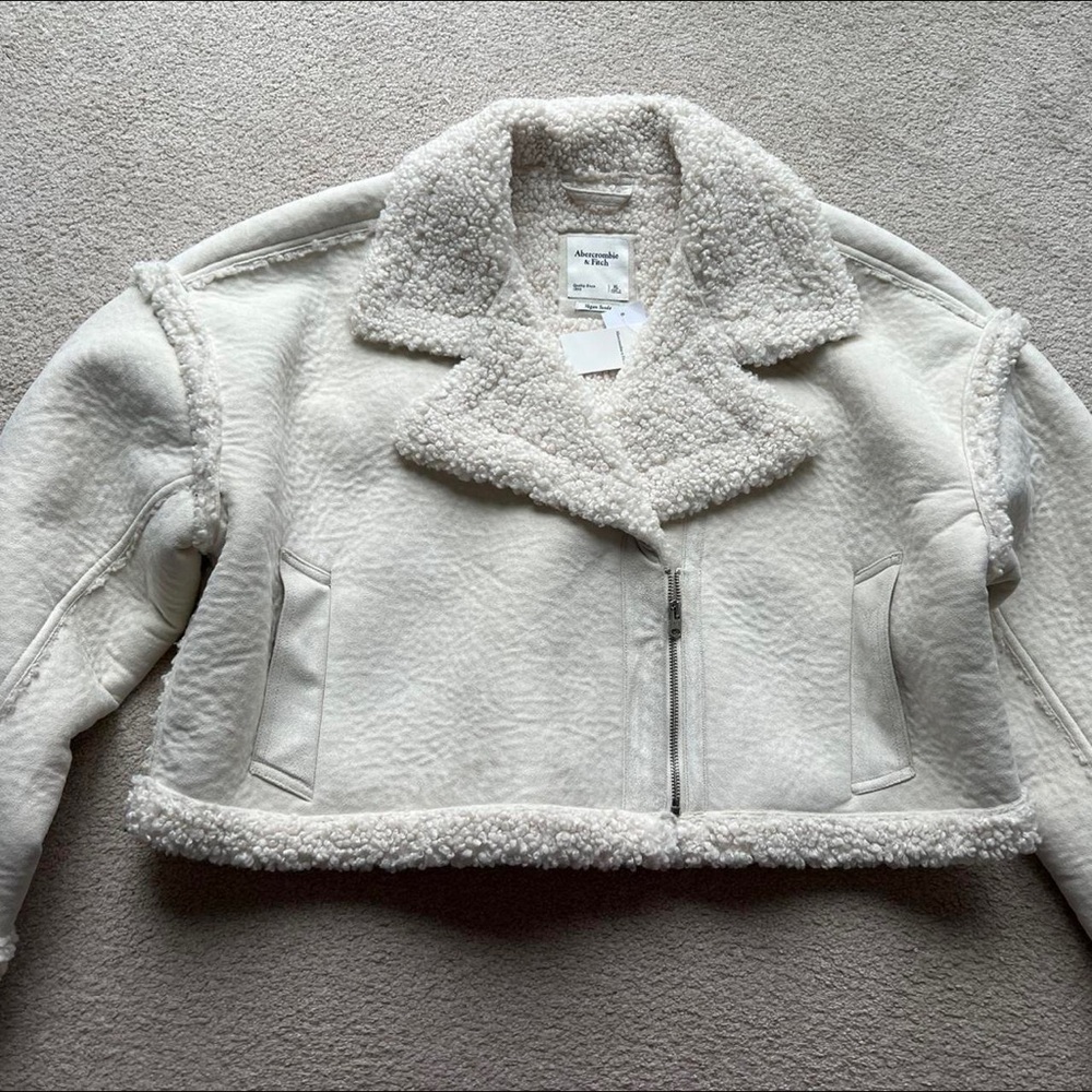 Abercrombie & Fitch Vegan Suede Shearling Cropped Jacket Coat Outerwear Cream